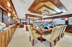 6389637_20191106063952750_1_XLARGE (1)